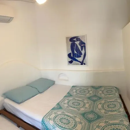 Δωμάτια σε οικογενειακή κατοικία Eden In Teos Seferihisar