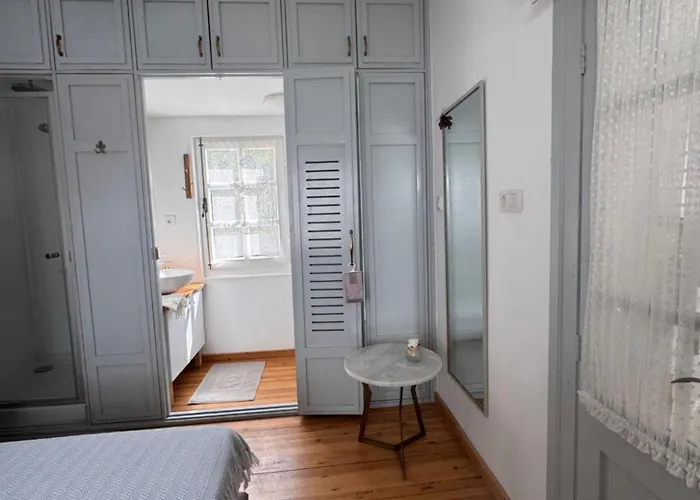 Eden In Teos سفيريهيسار